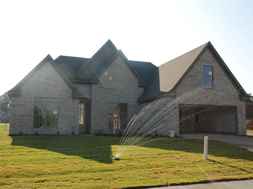 1st image of 40 Breezy Loop Dr