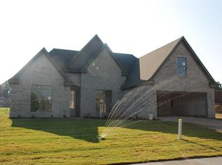 45 Sunny Cove Dr, Oakland, TN 38060