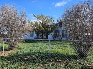 518 S Center St, Archer City, TX 76351
