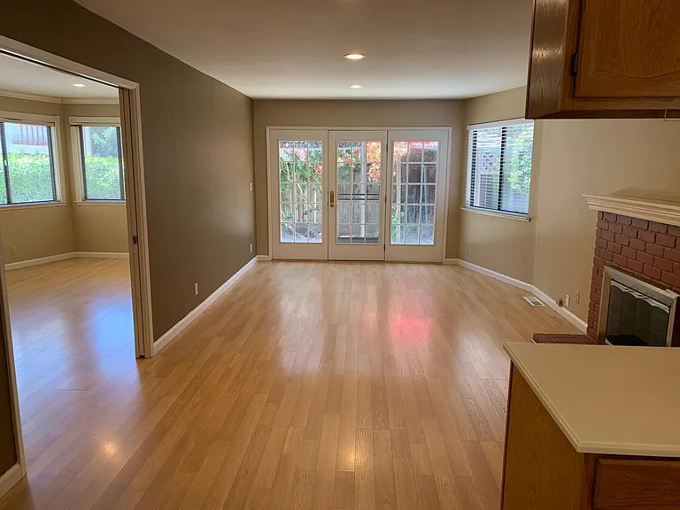 1173 Lenark Ct — Photo 2