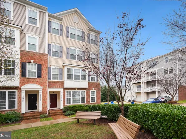 22928 Spicebush Dr, Clarksburg, MD 20871