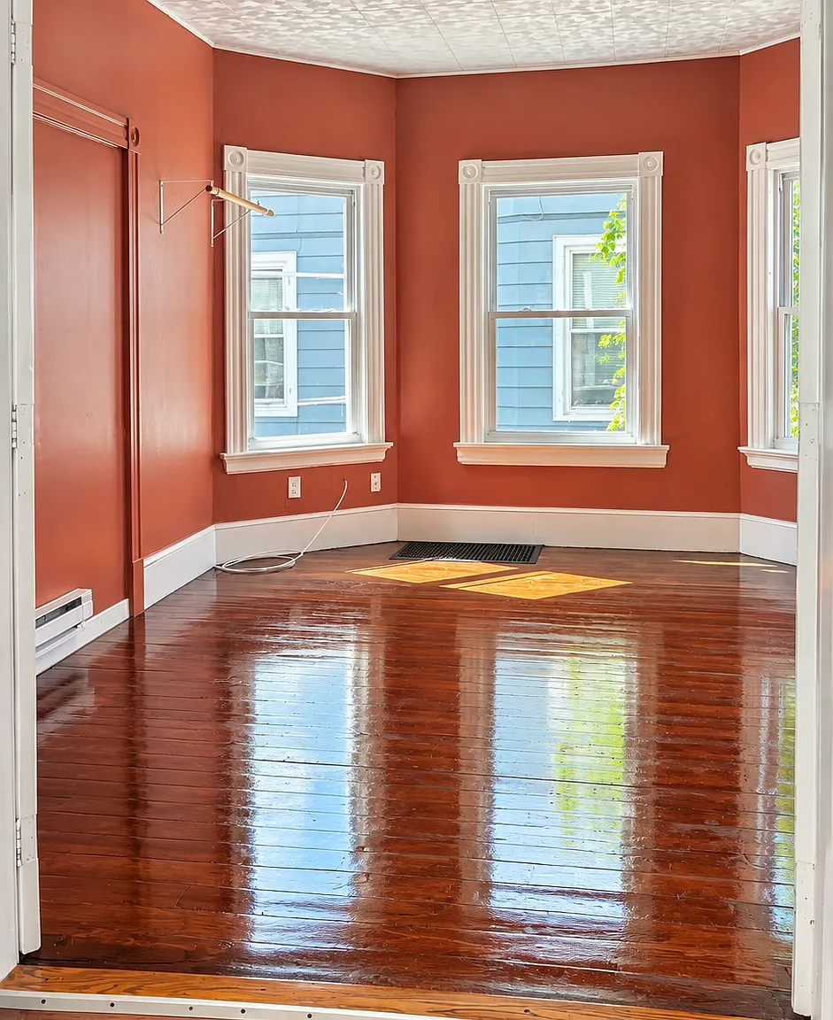 2 bed, 1350 sqft, $1,950 — Photo 1