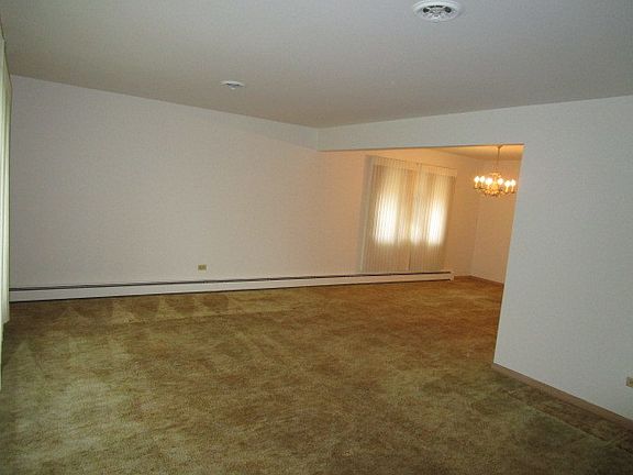 2nd image of 714 E 169th St