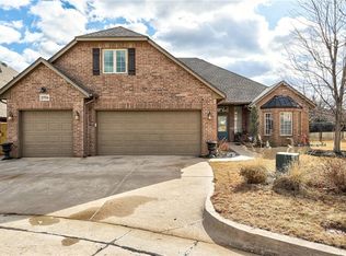 2704 Verona Way, Edmond, OK 73034