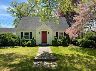6 Williams St, Barrington, RI 02806