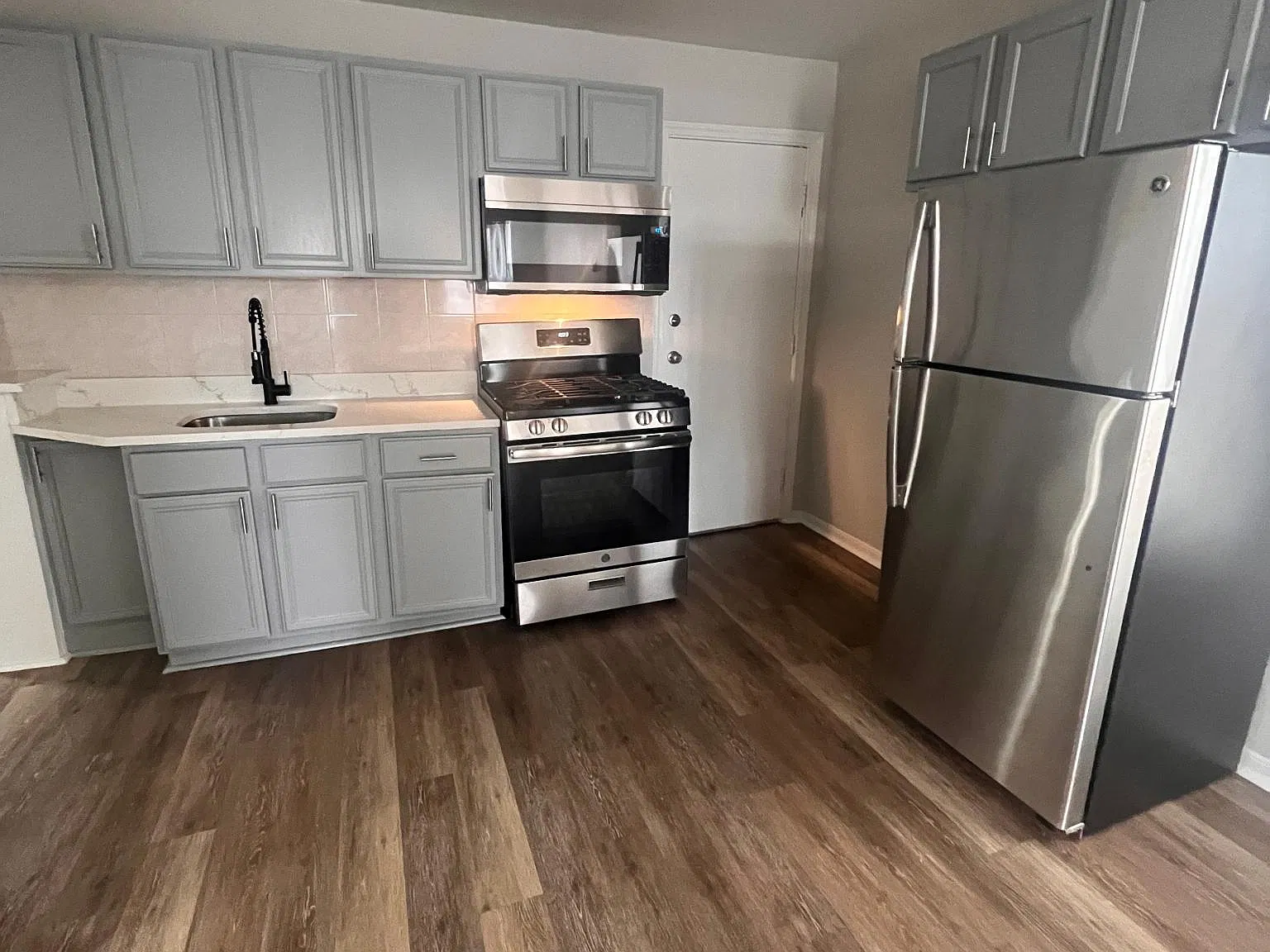 2035 W Ohio St — Photo 2
