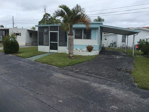 3rd image of 131 Gordon Dr #131