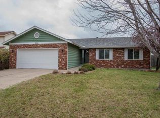 2824 SW Maxfield Rd, Topeka, KS 66614