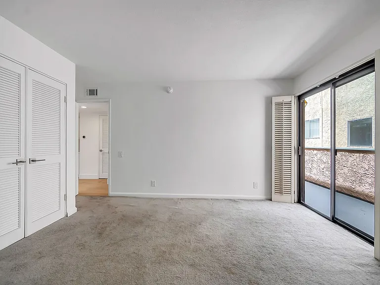 4424 Coldwater Canyon Ave #3 — Photo 38