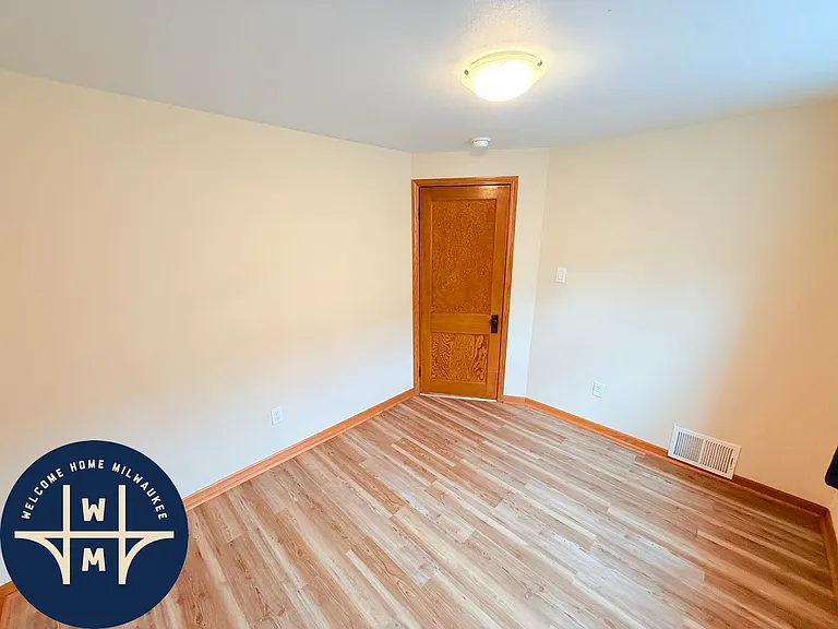 2054 S 72nd St — Photo 9