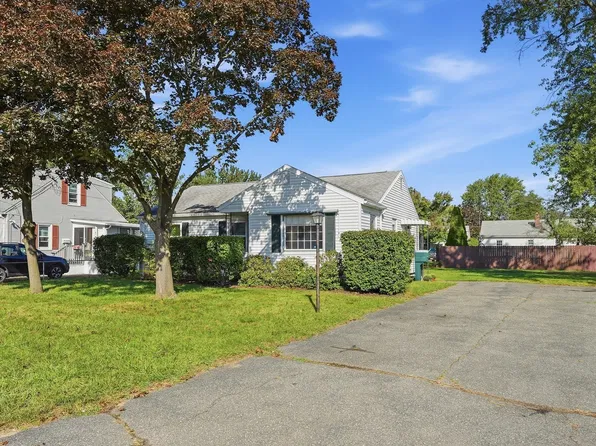 30 French St, Springfield, MA 01104