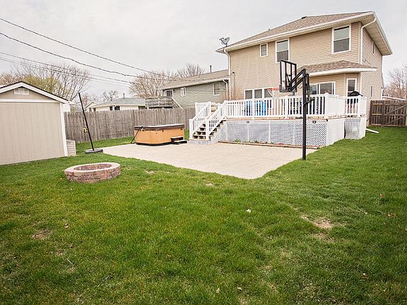 3rd image of 2107 Avenue K