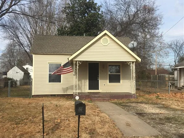 1906 Sallie St, Muskogee, OK 74403