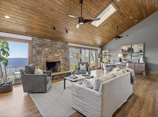 299 Barnes Rd, Lookout Mountain, GA 30750