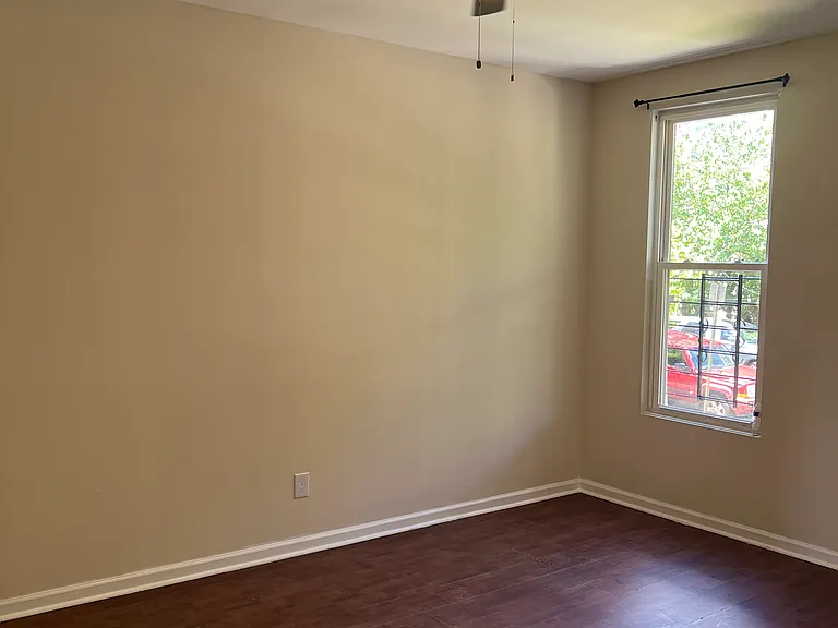 931 Brooks Ln #1 — Photo 21