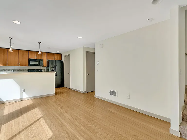 4781 35th Ave S #C — Photo 12