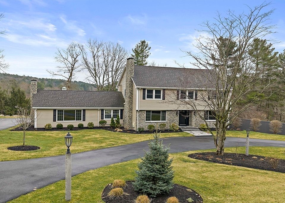 1st image of 49 Algonquin Rd