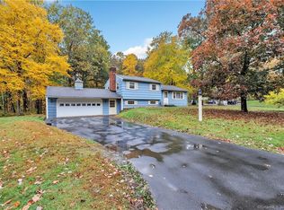 43 Chalk Hill Rd, Monroe, CT 06468