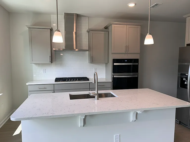 7254 Morris Acres Rd — Photo 3