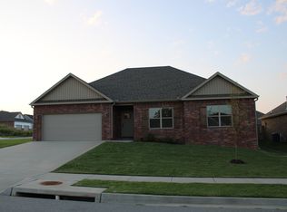 842 Pinnacle St, Prairie Grove, AR 72753