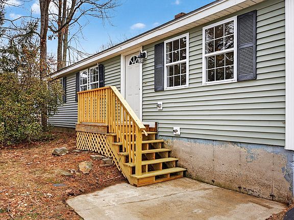 5th image of 87 Sherburne Street