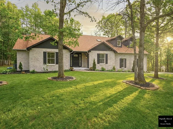 204 Meadowview Ln, Crossville, TN 38555