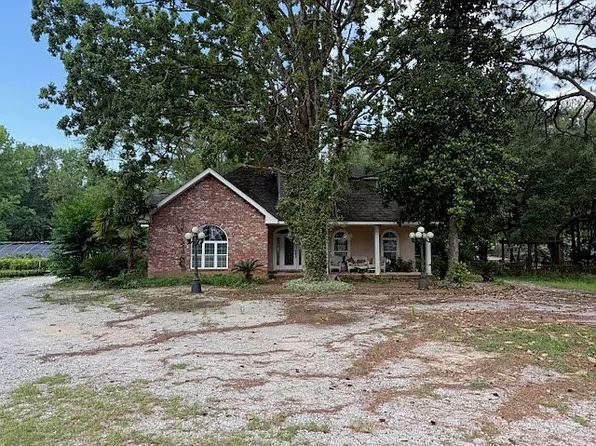 21 Forest Dr, Forest Hill, LA 71430