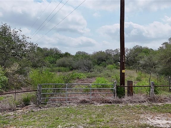 2nd image of 386 Old Goliad Rd