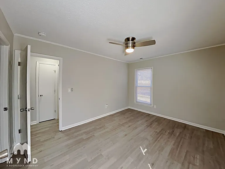 8213 Willowlake Ct — Photo 8