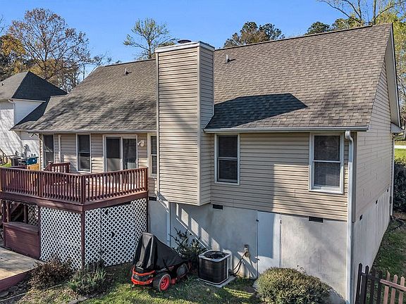 5th image of 120 Oak Ridge Dr