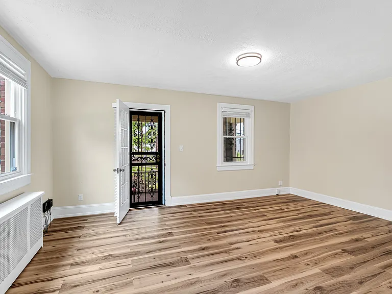 5213 Blaine St NE — Photo 7