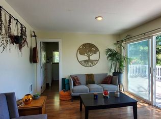 810 SW 143rd St #B, Seattle, WA 98166