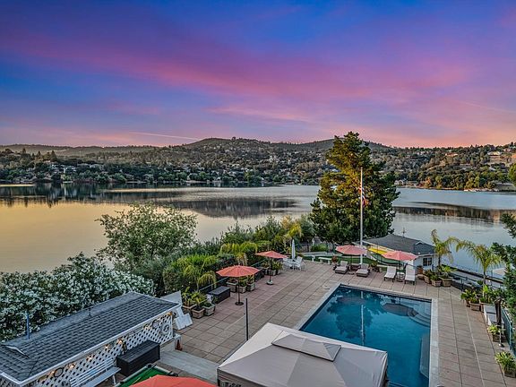 5th image of 18520 Lakeridge Circle