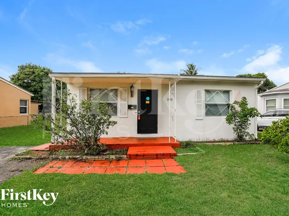 2839 Washington St, Hollywood, FL 33020
