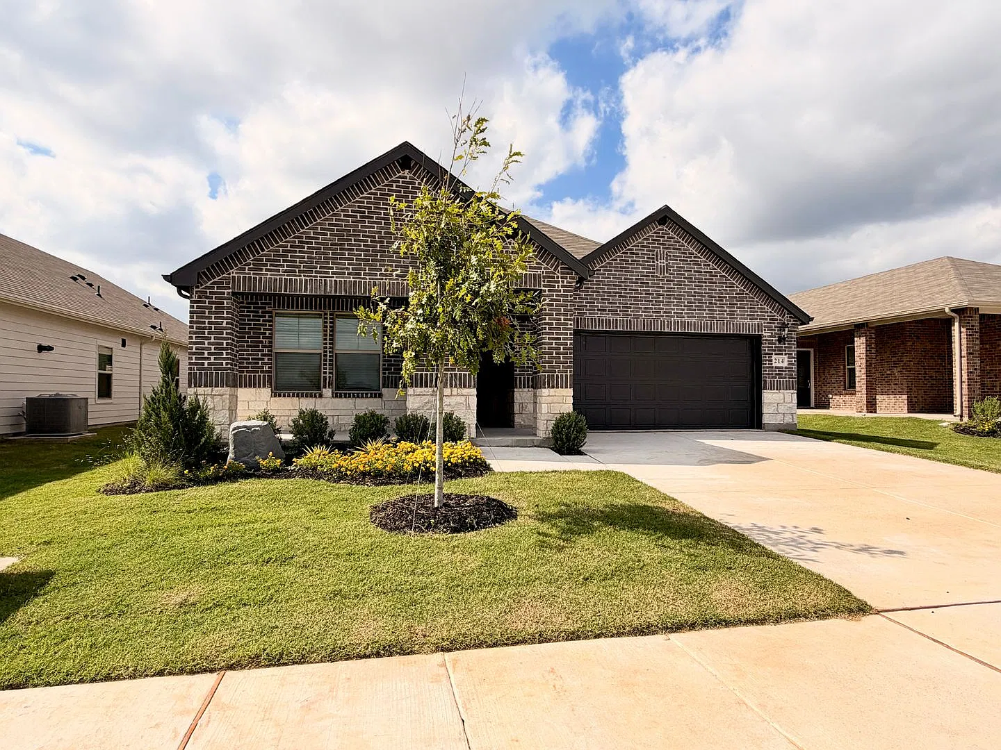 214 Winchester Lane, Sherman, Texas 75092 — Photo 2