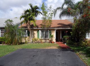 14610 SW 143 Place Cir, Miami, FL 33186