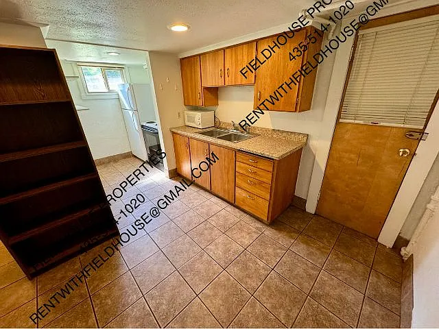 425 N 700 E #2 — Photo 18