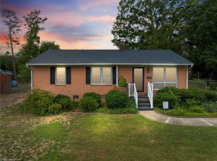 1225 Guyer St, High Point, NC 27262