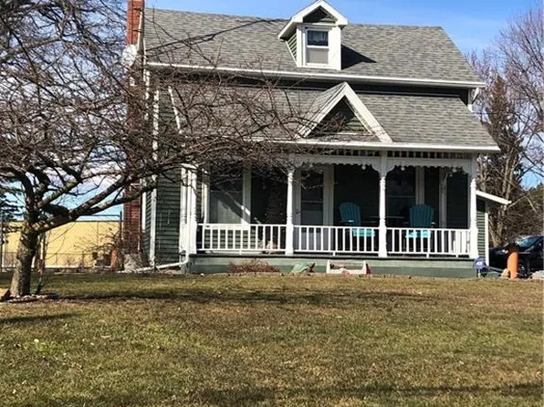 1048 E Riverview Ave, Napoleon, OH 43545