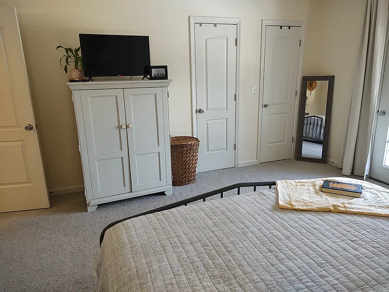 Monticello Dr — Photo 13