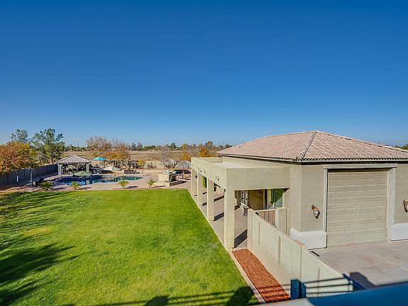 2nd image of 8382 W San Miguel Ave