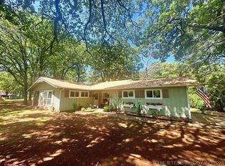 22455 S Black Valley Rd, Tahlequah, OK 74464