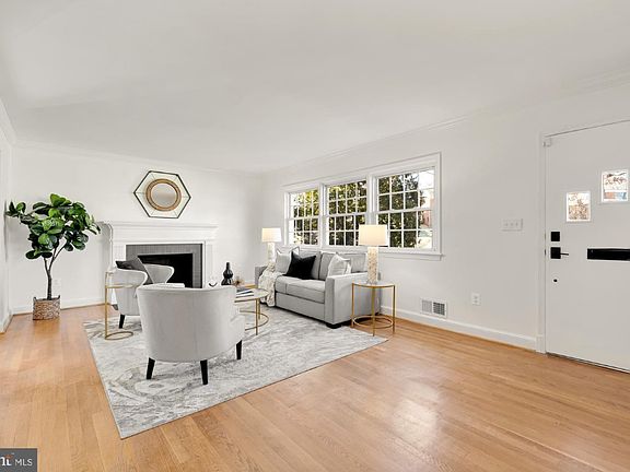 4th image of 6409 Forest Rd #A