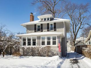 4040 Wolf Rd, Western Springs, IL 60558