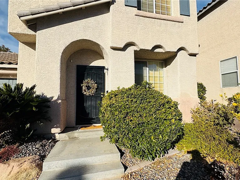 2713 Good Fellows St — Photo 3
