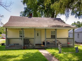 2020 N Glenwood Ave, Muncie, IN 47304