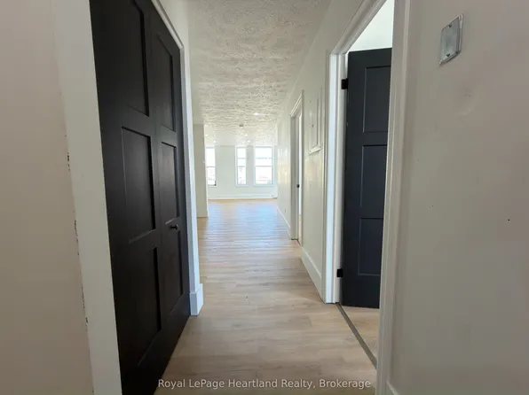 6 Isaac St #3, Central Huron, ON N0M 1L0