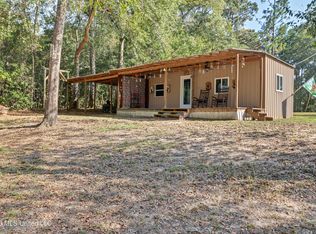 41 Ollie Reeves Rd, Perkinston, MS 39573