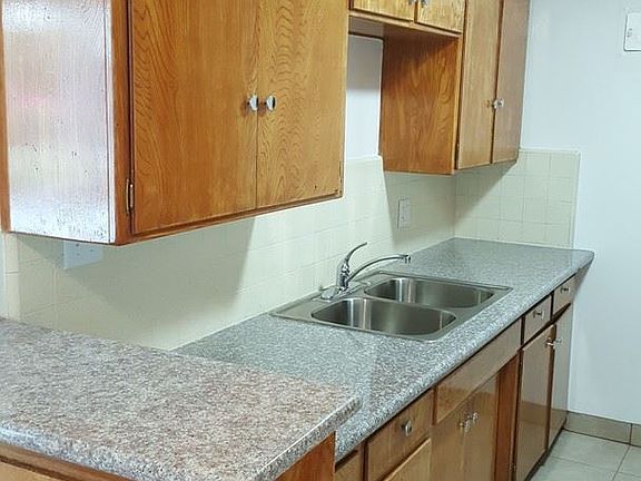 4th image of 1445 S Sherbourne Dr APT 2