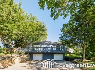 8155 Holmes Rd, Kansas City, MO 64131